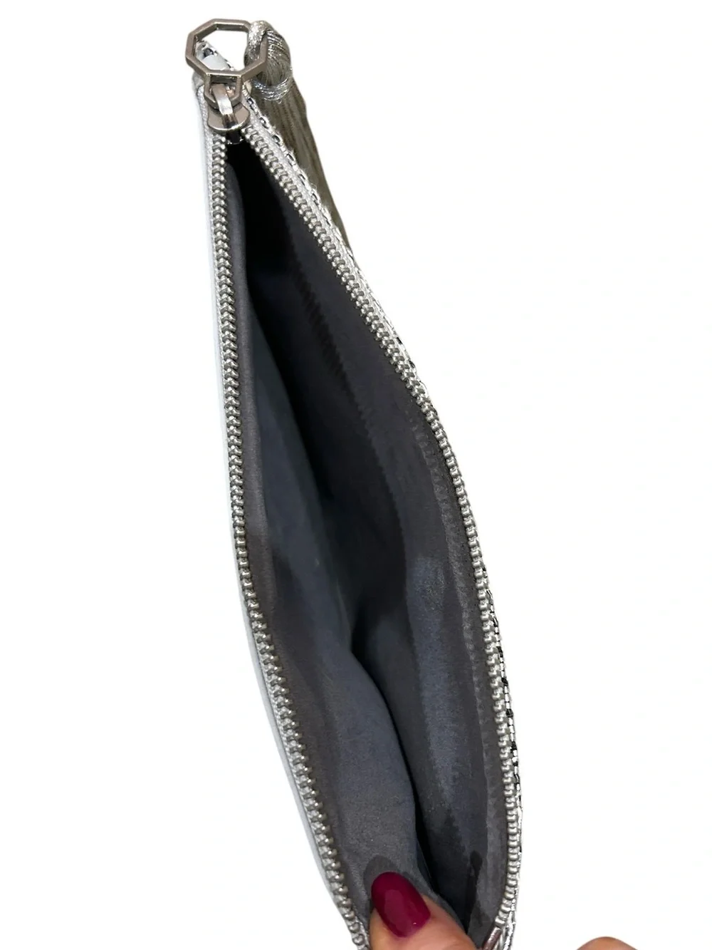 NWT Louise et Cie Silver Metallic mesh pebble leather Tassel Clutch in dustbag